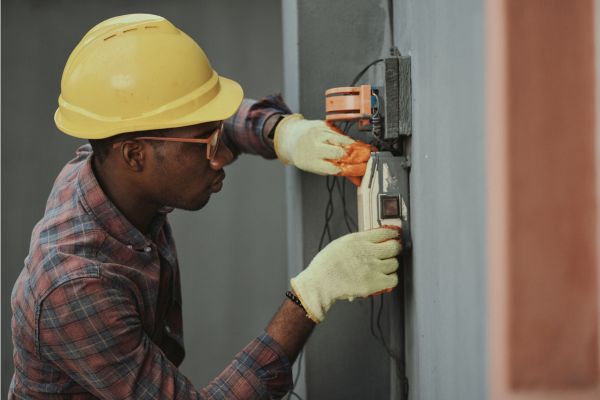 Electrical Contractors Dublin - Handyman Dublin