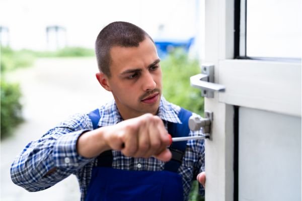 UPVC DOOR REPAIRS DUBLIN - Handyman Dublin